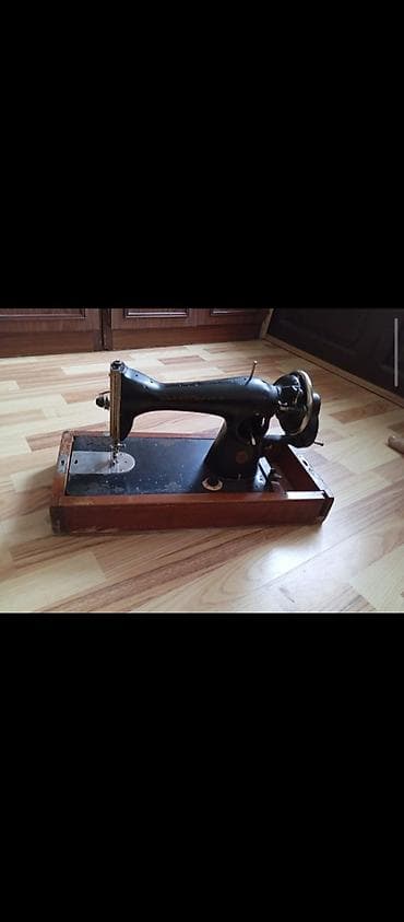 stol ustu oyun: Klassik mexaniki tikiş maşını - Tip: Stolüstü, mexaniki (əl çarxlı) - — 1