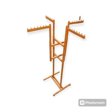 вешалка для брюк и рубашек напольная: Geyim mağazası üçün Stend 4 qolu var hər qolu aşağı düşür yuxarı — 1