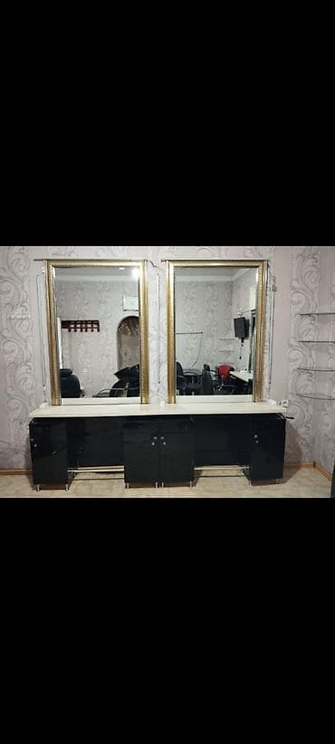 salon dolab: Salon güzgüsü mebeli ilə birlikdə 
Yaxşı vəziyyətdədir — 1