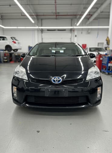 bufer 2106: Ön, Toyota Prius — 1