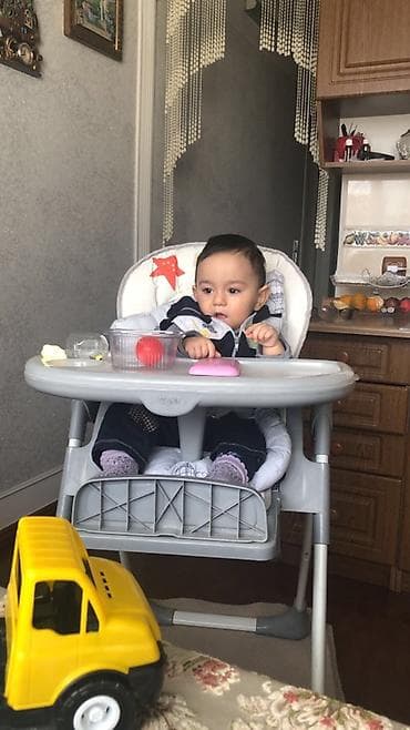 uşaq xalca: Uşaq yemək stulu - Rəng: boz-ağ tonlarında - Yumşaq bel və oturacaq — 2