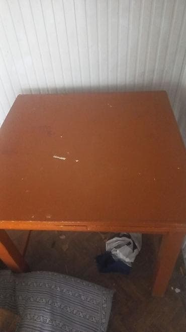 Klassik masa, Açılmayan, Taxta, Kvadrat masa