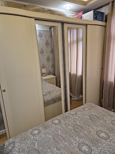 mdf metbex mebelleri: İşlənmiş, 4 qapılı, Güzgülü, Bej, Digər material, Kupe, Düz dolab — 2
