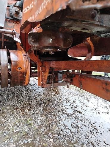 kotanlar traktör: Saman presi – traktorla qoşulan, zəncir ötürücülü, təkərlər üzərində — 6