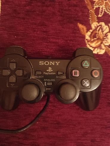 PS2 & PS1 (Sony PlayStation 2 & 1): Ps 2 slim modelidir. Problemi yoxdur. Üzərində Pes 2013 veriləcək — 4