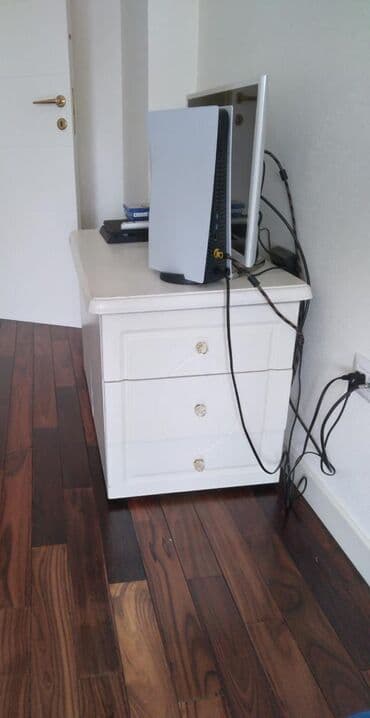 школьные парты и стулья: Oğlan və qız üçün, İşlənmiş, 2 tumba, Dolab, Komod — 3