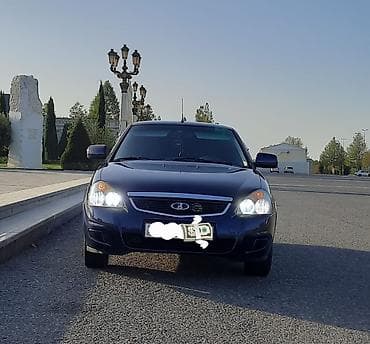 byd disk teker: LADA Priora xetcbek – tünd mavi rəng, tam qapalı salonlu. Xarici — 8