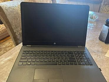 Masaüstü kompüterlər və iş stansiyaları: Ucuz qiymətə, tam işlək HP 250 G6 noutbuk Prosessor: Intel Core — 1