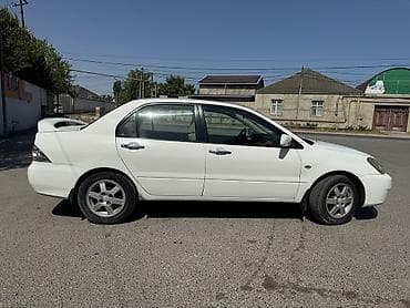 motorlar: Mitsubishi Lancer: 1.6 l | 2007 il 313000 km Sedan — 6