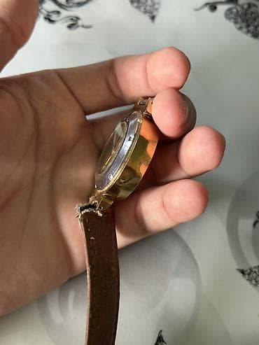 saat romanson: İşlənmiş, Qol saatı, Louis Vuitton, rəng - Qızılı — 6