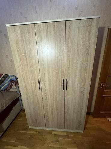 3 qapılı, Digər rəng, Digər material, Açılan, Düz dolab