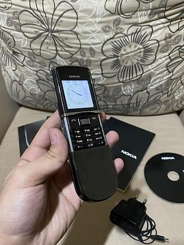 Nokia rəng - Qara, Düyməli