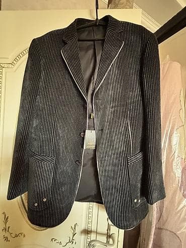 Kişi ayaqqabıları: Ust geyimleri Maraqlananlar whatsapp ile elaqe saxlaya biler Qadın və — 4