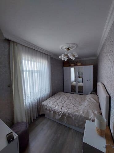 metroya yaxin satilan evler: Gəncə, 4 otaqlı, Köhnə tikili, 95 kv. m — 2