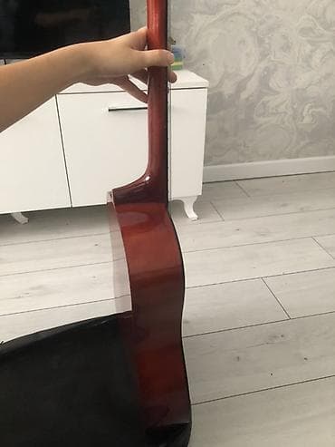 bts çanta: Klassik akustik gitara + yumşaq çanta Gitara yenidir və cızığı rəng — 5