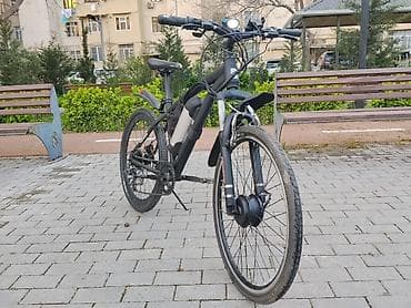 Yüngül və gənayətçil eləktrik velosipeddir. Mühərrik 350 watt