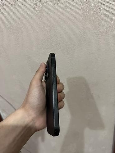 gt50 pro max: IPhone 16 Pro, 256 GB, Qara — 3