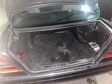prius diskler: Mercedes-Benz C 180: 1.8 l | 1995 il Sedan — 2
