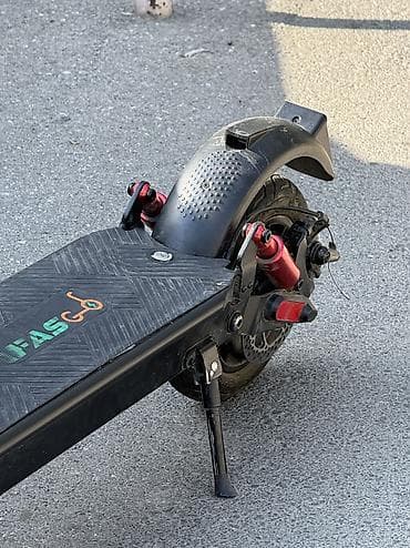 x9 scooter: Skuter X9 pro max arxa və qabaq 4 ədəd amortizatorları var köhnə — 2