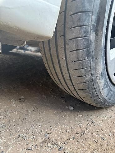 mercedes c220 cdi: İşlənmiş Disk təkər Hyundai 195 / 65 / R 15, 4 Boltlu — 3