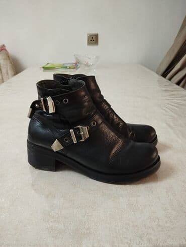 alt paltarı qadın: Batinka 38 razmer temiz deri alinib 110 azn ela veziyetde — 1