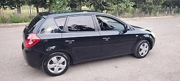 kia rio disk təkər: Kia cee’d hatchback – qara rəng, 5 qapı Texniki və xüsusiyyətlər: - — 5