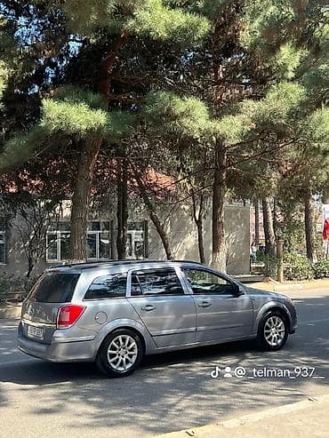 lada 2104 for sale: Bir sözlə otur sür maşındı heçbir xərc tələb etmir barter var — 3