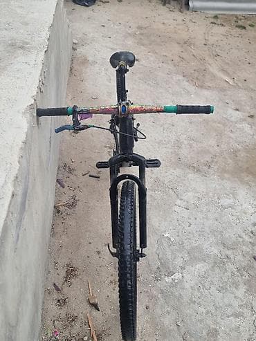 Şəhər velosipedləri: 26 ölçüsü. arxa ve qabağ skors sabitdir. alıcıya yeni tormuz ve roto — 4