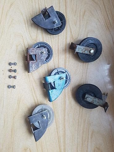 Məhsul: Paltar asmaq üçün roloklər blokları (komplekt). Ролики для