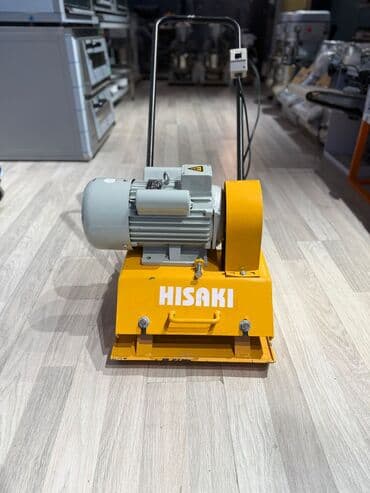 Beton Vibrator və torpaq üçün pres aparatı asfaltdan öncə preslənir