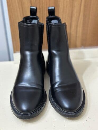 ayaq altinda mazol: Ölçü: 38, rəng - Qara, Yeni — 1