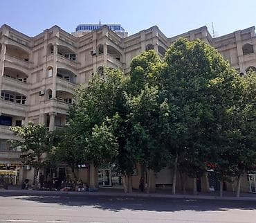 modul tipli ev: Nizami metrosu ilə paralel kitabli bina adlanan binada 2 otaqli — 1