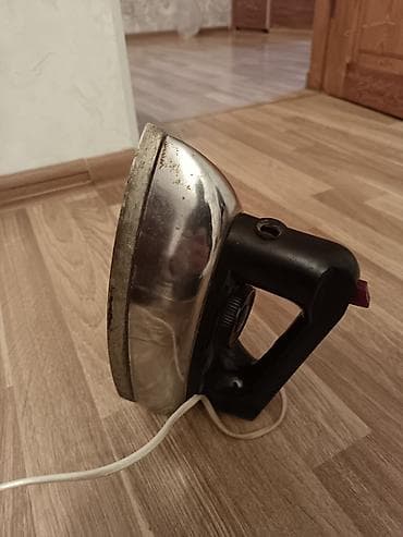 Бытовая техника: Klassik elektrik ütüsü - Korpus: metal üst hissə, klassik üçbucaq — 3