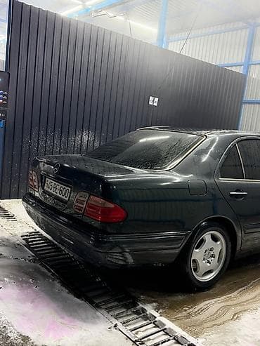 diski volkswagen: Mercedes-Benz E-Class (W210) sedan Mator 2.3 Avtomat karobka - — 5