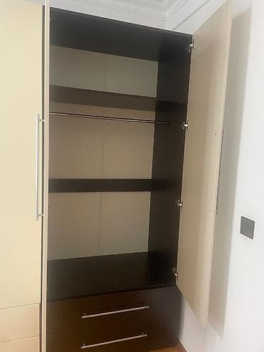 2 eded paltar dolab eni 190 smdir . her biri 95 sm ayri ayri da — 2