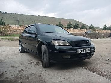 Maşın ideal vəziyyətdədir 1.8 mexanika mator beznomer yazdırmışam öz