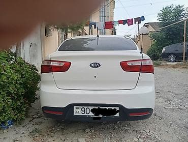 ravon r4 lizing: Kia Rio: 1.4 l | 2012 il Sedan — 3