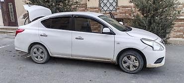 toyota corolla oluxana: Nissan Sunny sedan - Kuzov: ağ rəng, 4 qapı, arxa parklama işıqları — 4