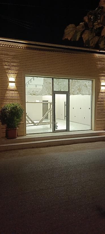 bag evi merdekan: İcarəyə yararlı vitrinli obyekt - Ön fasadda böyük şüşə vitrin və — 3