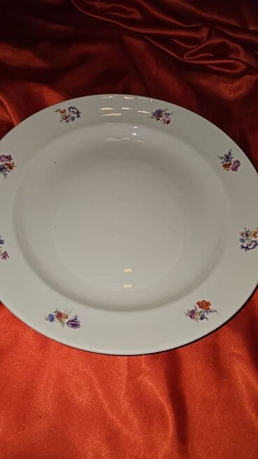 двери бу: Тарелки, 1 шт., цвет - Белый, Фарфор, СССР — 1