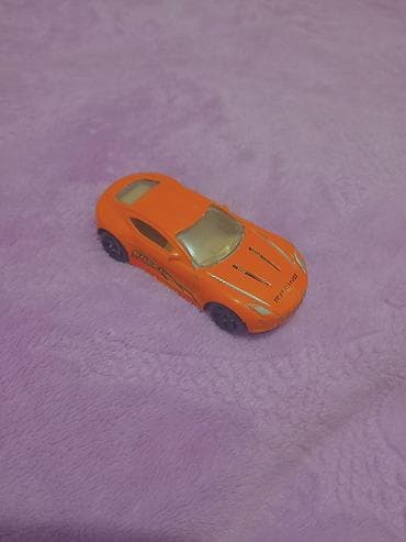 uşaq maşınları ucuz: Satılır: 9 ədəd oyuncaq maşın 🚗🔥 Yaxşı vəziyyətdə 9 ədəd müxtəlif — 7