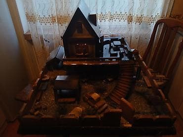 Əl işı ilə hazırlanmış dekorativ maket – həyətli ev kompozisiyası - lalafo.az -da Əl işı ilə hazırlanmış dekorativ maket – həyətli ev kompozisiyası -