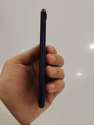 iphone azn: IPhone SE 2020, 128 GB, Qara, Barmaq izi — 8