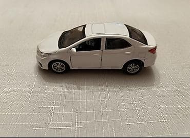 chevrolet oyuncaq maşınlar: Ağ rəngli sedan tipli metal oyuncaq avtomobil modeli - Realistik — 4