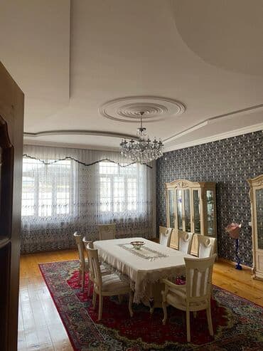 7 ve 8 mkr satilan evler: 6 otaqlı, 7000 kv. m, Orta təmir — 4