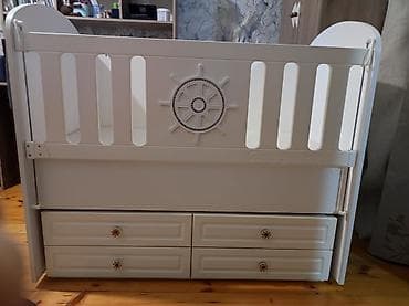 Oğlan və qız üçün, İşlənmiş, Dördbucaq, Beşik, Matras ilə, Yellənmə mexanizmsiz