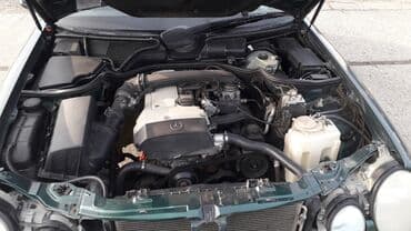 kawasaki ninja h2r turbo az: Mercedes-Benz E-Class: 0.2 l | 1999 il Sedan — 8