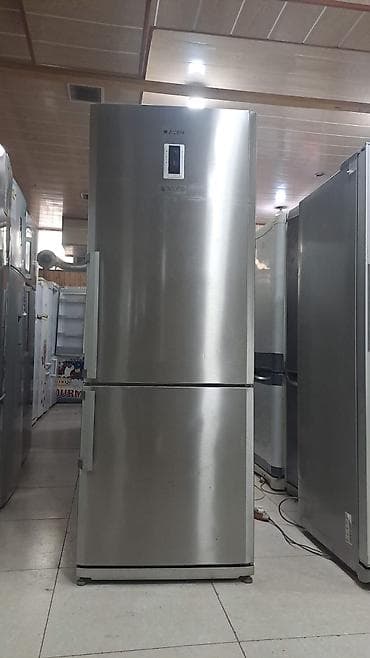 2 qapılı Arcelik Soyuducu Satılır, rəng - Gümüşü