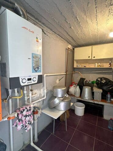 nərimanovda köhnə tikili evlər: 4 otaqlı, 135 kv. m, Yeni təmirli — 17