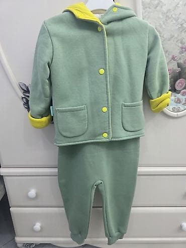 Uşaq geyimi dəsti – 3 parçalı - Rəng: açıq yaşıl, sarı detallarla -